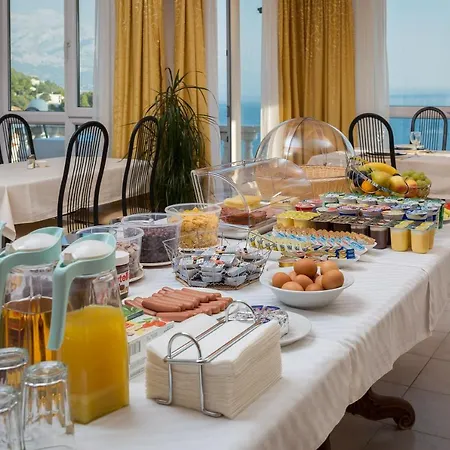 Family Hotel